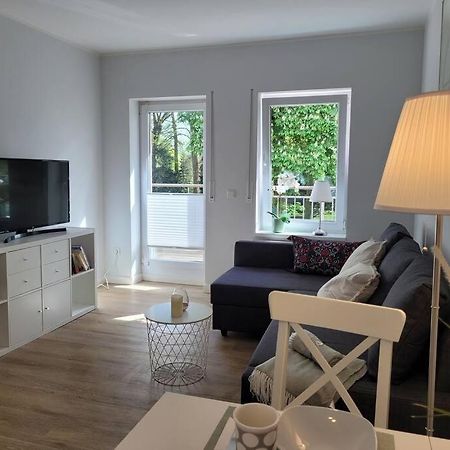Mit Blick In Den Emsseepark Warendorf Exterior photo